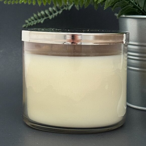 BBW Plumeria + Sugared Lemon Zest Bath & Body Works 3 Wick Candle - Picture 2 of 10